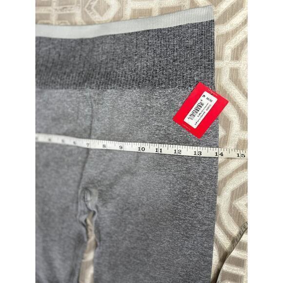 SPANX 50285R Women Size Medium Seamless Sculpt Legging Spacedye Cloudy Gray NWT - Picture 4 of 8